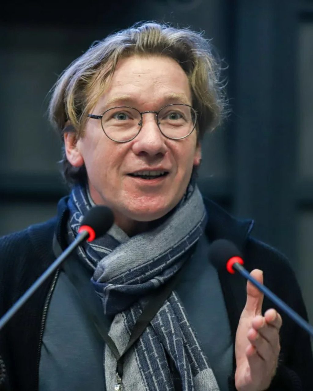 34BA3C49-D58D-43C7-9E56-A39600554157